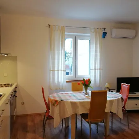 Meri Apartman *